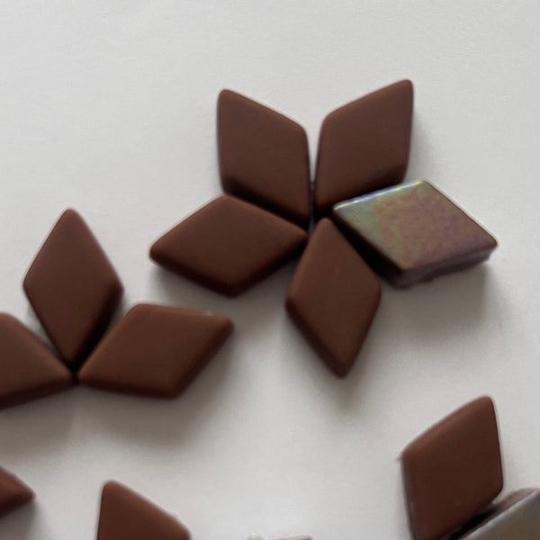 Diamond Tiles Brown 3.5 oz
