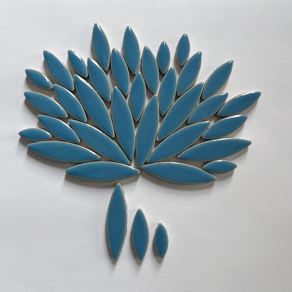 Pétalos de Cerámica - Azul - 100 grs