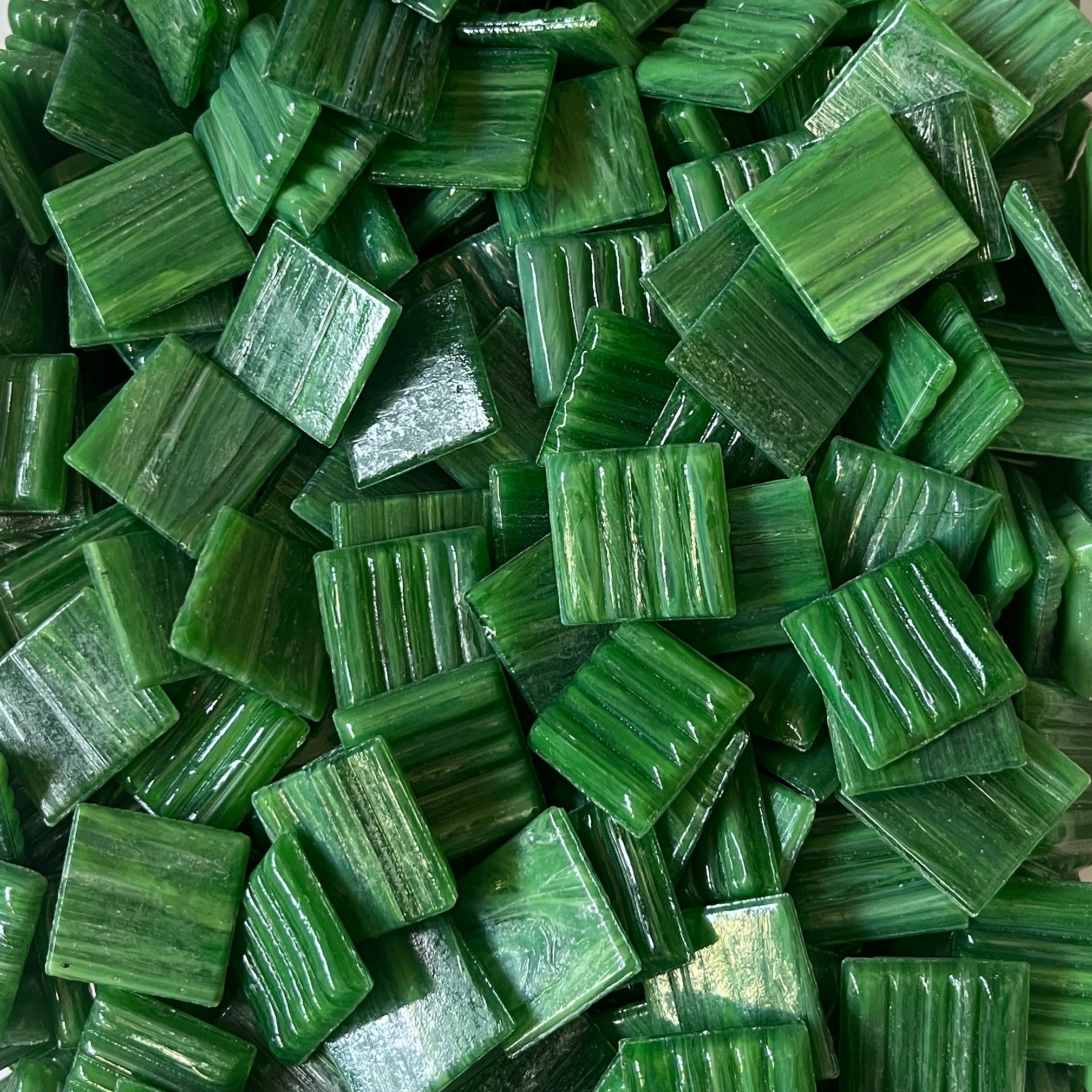 Luxury 20mm - Vitreous Tiles GRASS