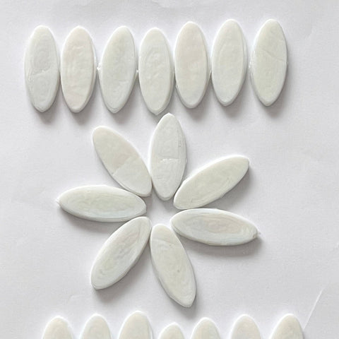 Ellipse Classic White Iridescent