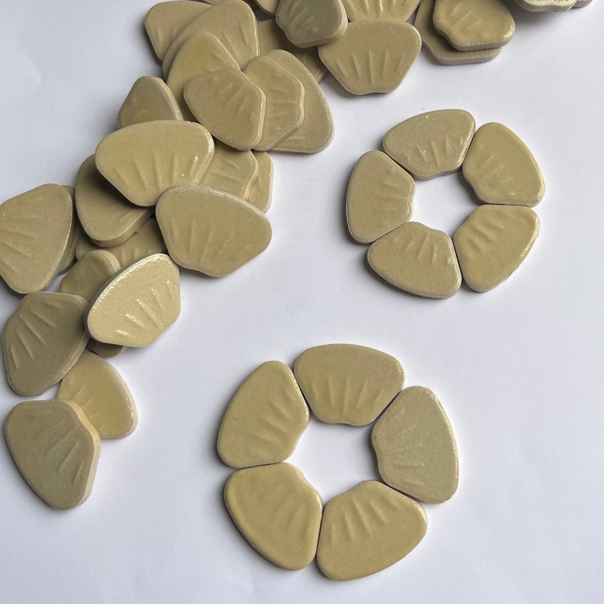 Glazed Ceramic Petals - BEIGE 4oz