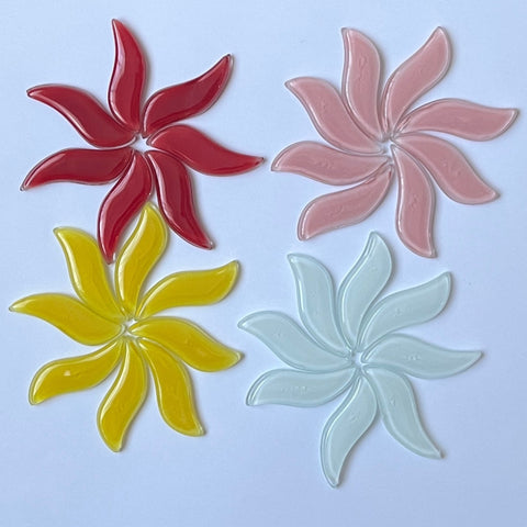 Wavy Glass Petals/Leaves - Large - set of 8
