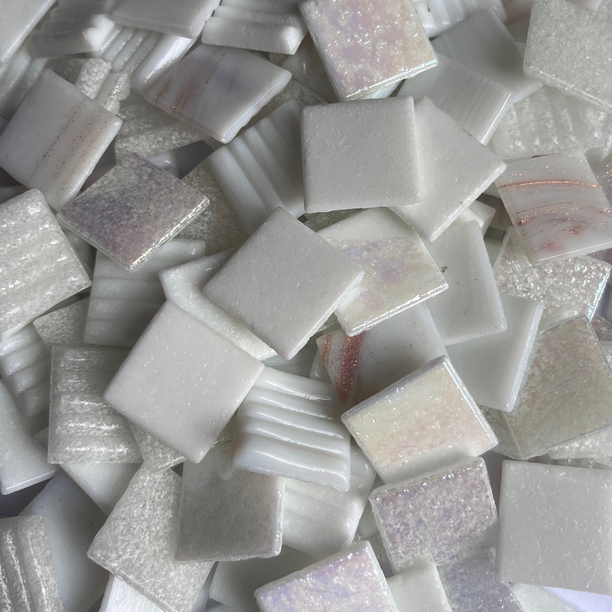 Vitreous 20mm - WHITE MIX