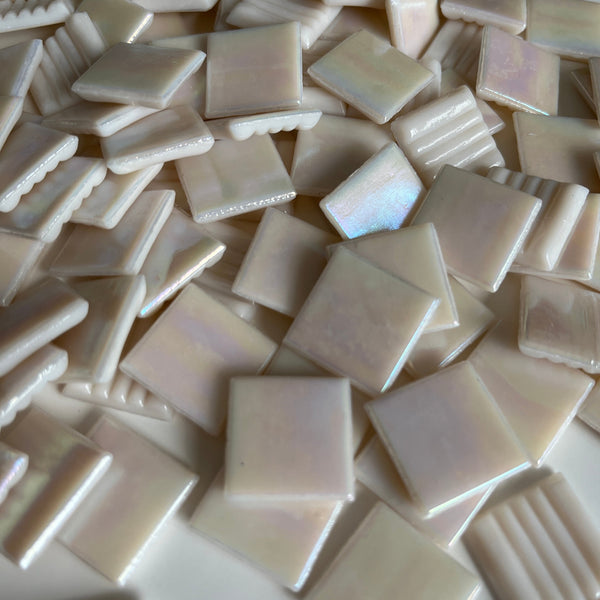 Iridescent 20mm - Vitreous Tiles IVORY