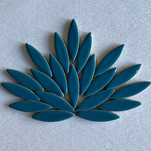 Large Ceramic Petals & Leaves for Mosaic Blue 4oz
