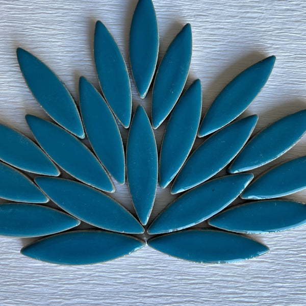 Large Ceramic Petals & Leaves for Mosaic Blue 4oz