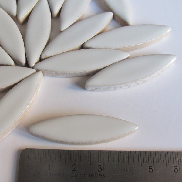Large Ceramic Petals & Leaves for Mosaics White 4oz