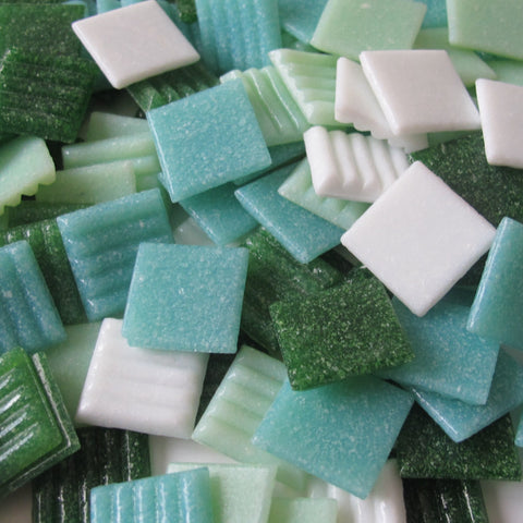Vitreous 20mm - Green Lover Mix - 1lb