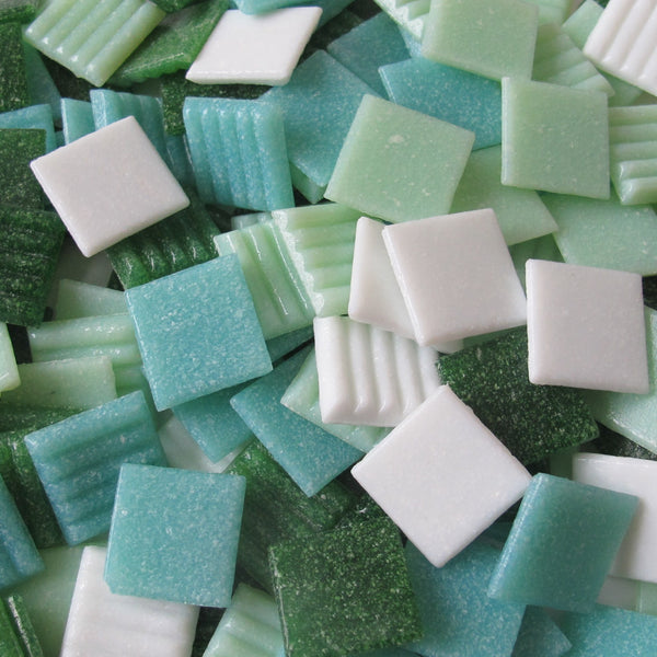 Vitreous 20mm - Green Lover Mix - 1lb