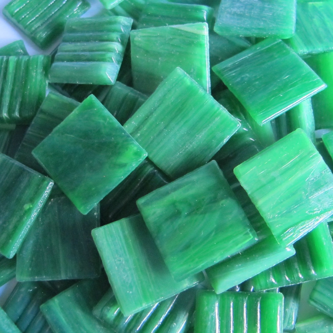 Luxury 20mm - Vitreous Tiles GRASS