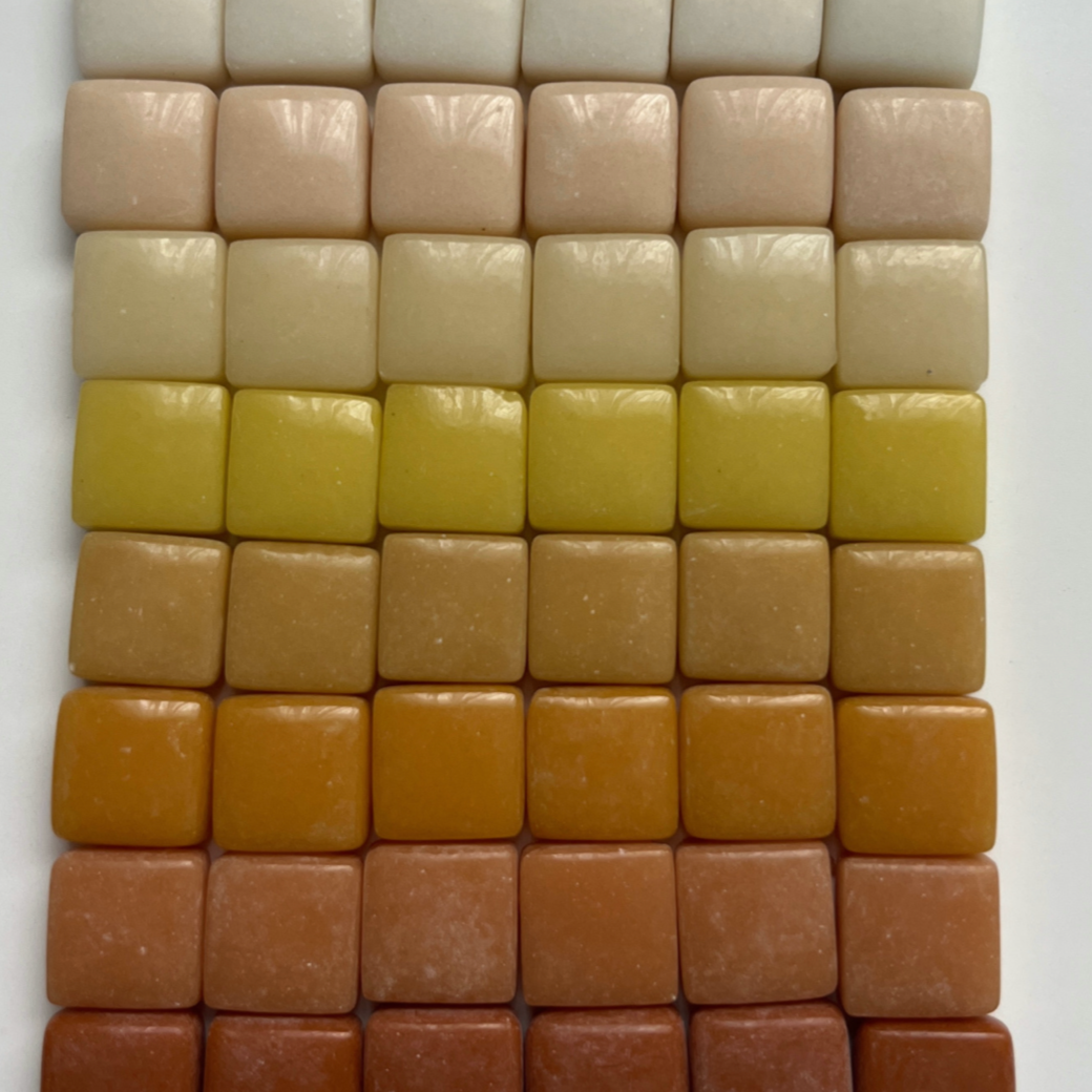 Vivid 12x12 mm Squares Pearl-Orange